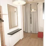 아나스타샤 아파트먼트